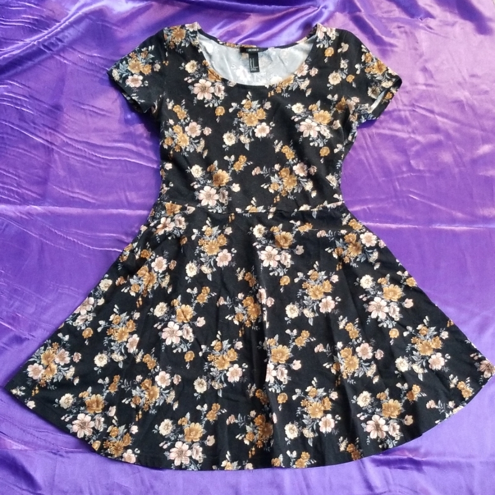 Forever21 Floral Skater Dress